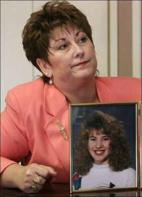 shanda-sharer-mother